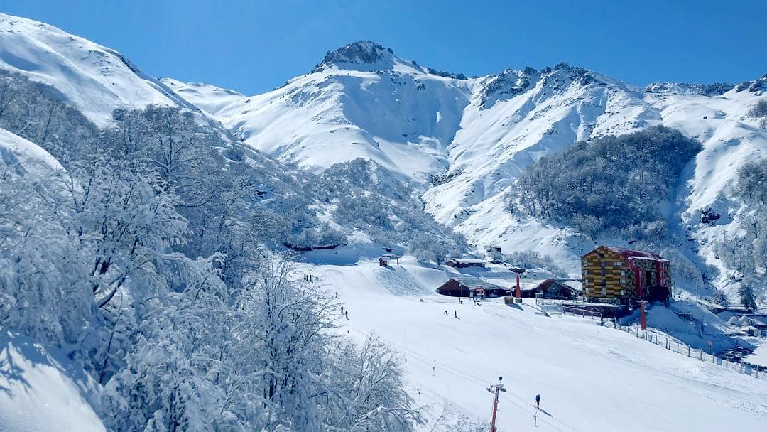 La Temporada De Esquí En Los Andes Se Extenderá Hasta El 14 De Octubre